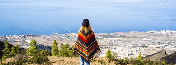 Trouvez votre poncho personnalisable pas cher pour briller dehors